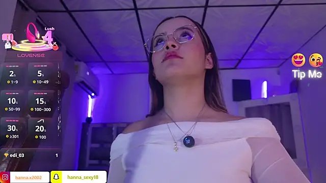 Snapshot of hanna_sex18 chatting on September 2025 09:25:02 AM hanna sex18 online show from September 2025 09:25:02 AM