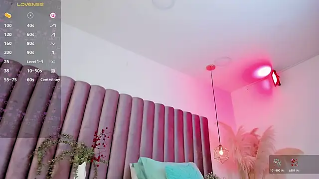 AmelyaMann online show from February 2025 04:58:01 PM