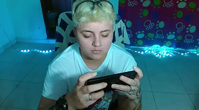 isabeautyx19 online show from December 2024 01:13:02 AM