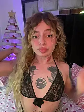 Snapshot of Bonnie_vega chatting on December 2024 10:45:01 PM Bonnie vega online show from December 2024 10:45:01 PM
