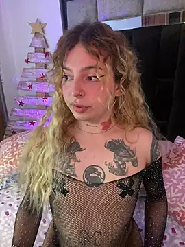 Snapshot of Bonnie_vega chatting on December 2024 08:08:01 PM Bonnie vega online show from December 2024 08:08:01 PM