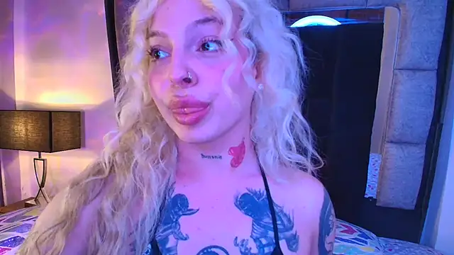 Snapshot of Bonnie_vega chatting on February 2025 12:17:01 AM Bonnie vega online show from February 2025 12:17:01 AM