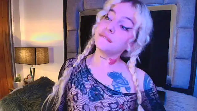 Snapshot of Bonnie_vega chatting on March 2025 02:05:02 AM Bonnie vega online show from March 2025 02:05:02 AM