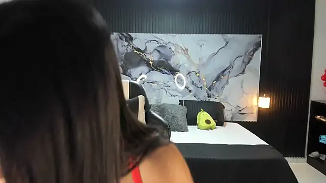 Ivy 16 online show from March 2025 01:18:01 PM