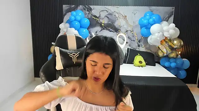 Ivy 16 online show from September 2025 11:57:01 AM