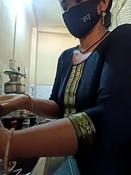 Snapshot of Mamta_Chaterjee chatting on December 2024 03:00:02 AM Mamta Chaterjee online show from December 2024 03:00:02 AM