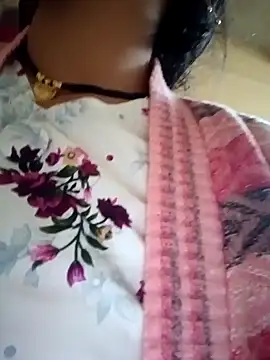 Snapshot of Mamta_Chaterjee chatting on January 2025 02:04:02 AM Mamta Chaterjee online show from January 2025 02:04:02 AM