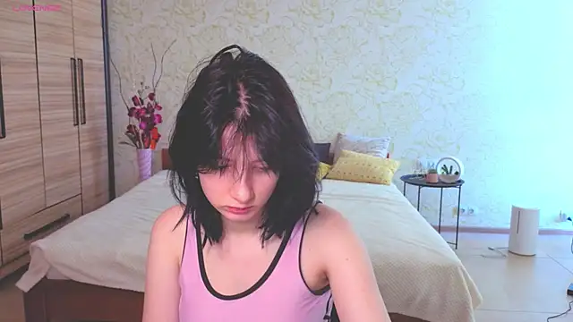 JulisSweet online show from September 2025 06:46:02 AM