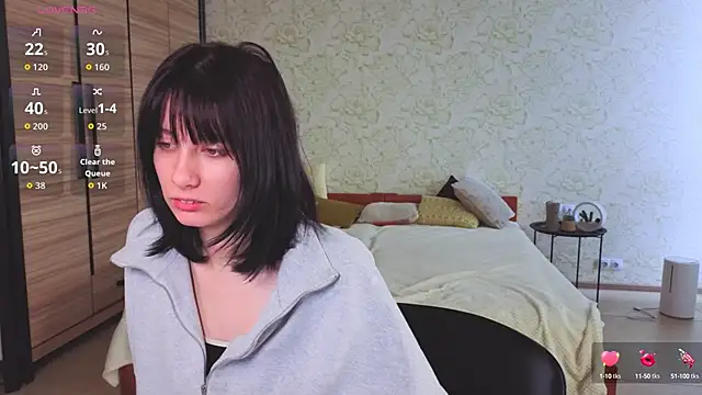 JulisSweet online show from October 2025 06:34:01 AM