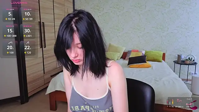 JulisSweet online show from November 2025 08:03:01 AM