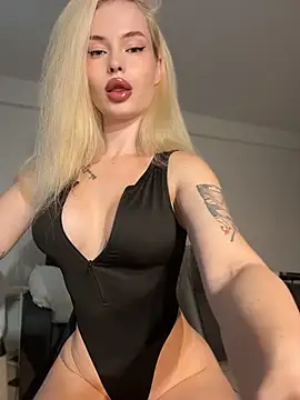 Vladamais online show from July 2026 04:27:02 PM
