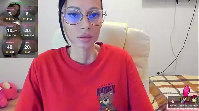 kissnicol32 online show from March 2026 05:07:02 PM