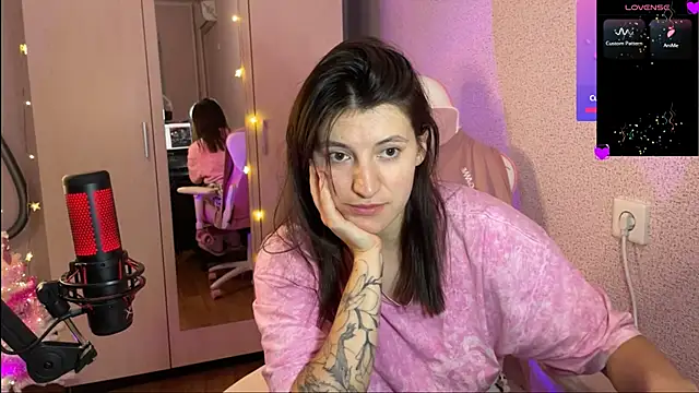 Katrin  kiss online show from January 2025 07:27:02 PM