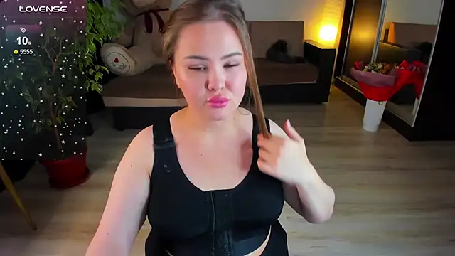 Carolina bby online show from September 2025 04:19:02 PM