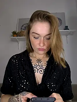 Goldloeckchen159 online show from October 2025 12:39:02 PM