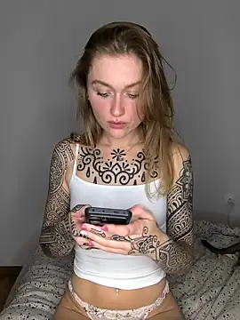 Goldloeckchen159 online show from March 2026 10:26:02 PM