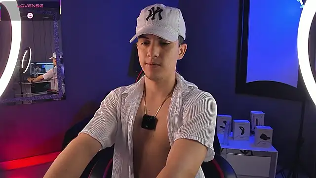 Brat  online show from March 2026 12:49:01 AM