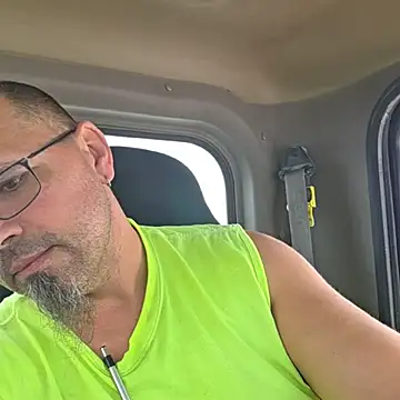 Snapshot of KrazyLegz chatting on October 2025 08:44:01 PM KrazyLegz online show from October 2025 08:44:01 PM