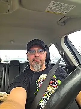 KrazyLegz online show from March 2026 04:48:01 PM