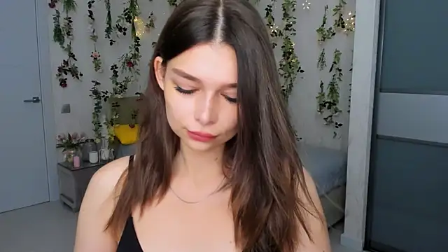 Snapshot of ContinentOfTranquility chatting on September 2025 01:08:02 AM ContinentOfTranquility online show from September 2025 01:08:02 AM