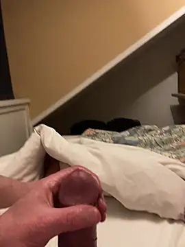 LivingLegend1978 online show from February 2026 10:41:01 PM