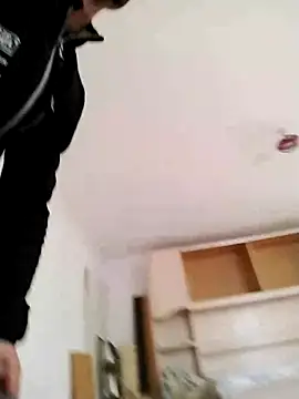 Snapshot of LOREDAN1 chatting on February 2025 11:03:01 AM LOREDAN1 online show from February 2025 11:03:01 AM