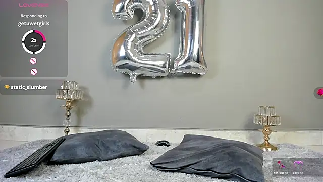 Snapshot of bella1207 chatting on March 2025 09:15:01 PM bella1207 online show from March 2025 09:15:01 PM