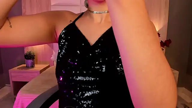 Snapshot of bella1207 chatting on September 2025 08:23:02 PM bella1207 online show from September 2025 08:23:02 PM