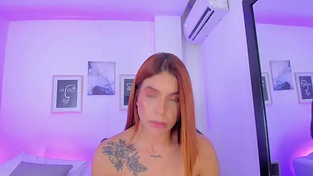 emelie 89 online show from December 2024 06:20:02 PM