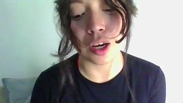 katherodriguezx online show from April 2026 06:15:01 PM