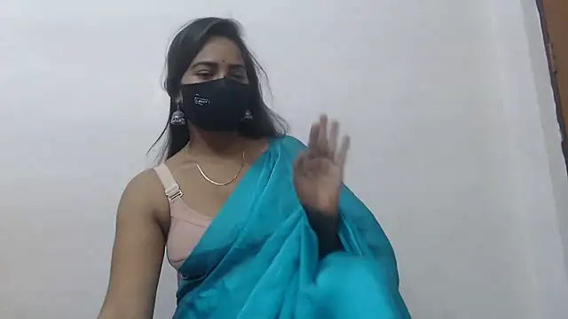 wildbabes online show from October 2025 03:45:01 PM