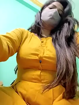 Snapshot of Monalisa_Singh chatting on December 2024 05:06:02 PM Monalisa Singh online show from December 2024 05:06:02 PM