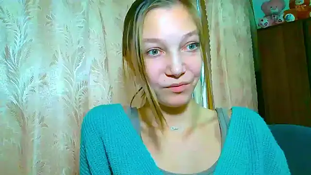 EmillyPlay online show from November 2025 11:09:01 AM