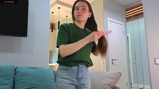 DonnaBurkee online show from September 2025 04:06:01 AM