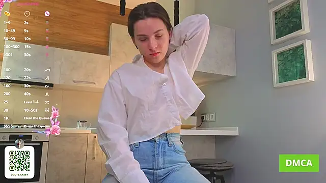 DonnaBurkee online show from October 2025 04:33:01 AM