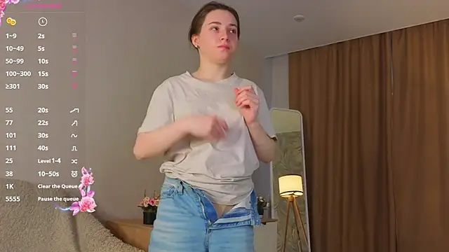 DonnaBurkee online show from October 2025 04:49:02 AM