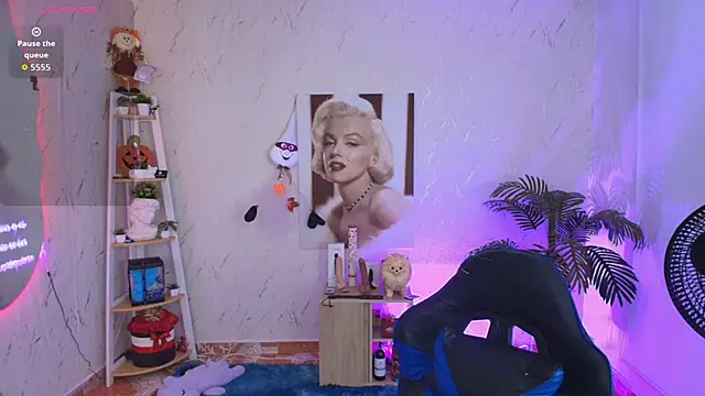 Snapshot of SALOOMEE__ chatting on February 2026 10:55:02 AM SALOOMEE online show from February 2026 10:55:02 AM