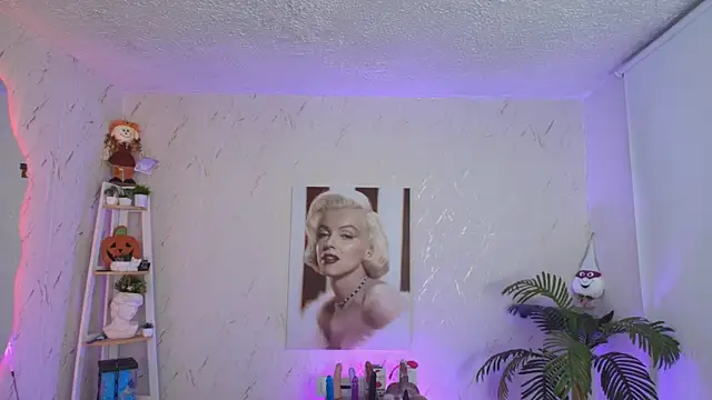 SALOOMEE   online show from April 2026 10:08:02 AM