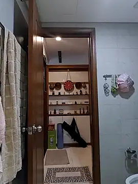 Snapshot of horny_slavedog chatting on November 2025 09:15:02 AM horny slavedog online show from November 2025 09:15:02 AM