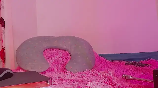 Miaa Cameron online show from December 2024 06:54:02 PM