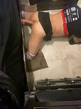 ElPollo77 online show from February 2026 04:36:01 PM