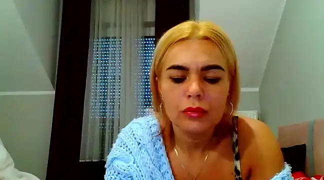 Snapshot of DESIREjenny chatting on December 2024 08:36:01 AM DESIREjenny online show from December 2024 08:36:01 AM