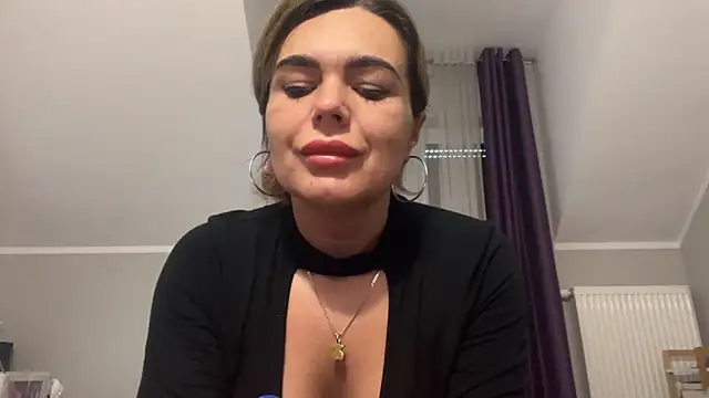Snapshot of DESIREjenny chatting on February 2025 08:16:02 AM DESIREjenny online show from February 2025 08:16:02 AM