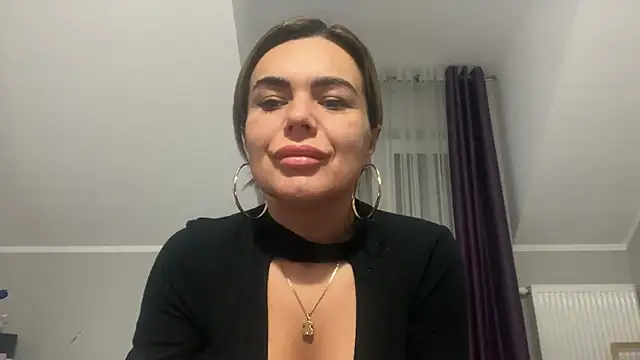 Snapshot of DESIREjenny chatting on February 2025 08:27:02 AM DESIREjenny online show from February 2025 08:27:02 AM