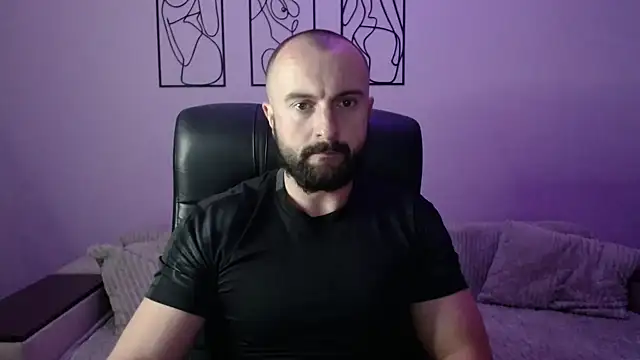 brindlefly6969 online show from September 2025 10:41:01 AM