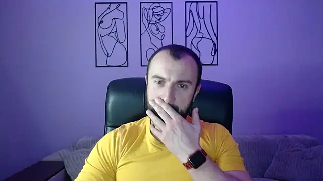 brindlefly6969 online show from November 2025 12:19:02 PM