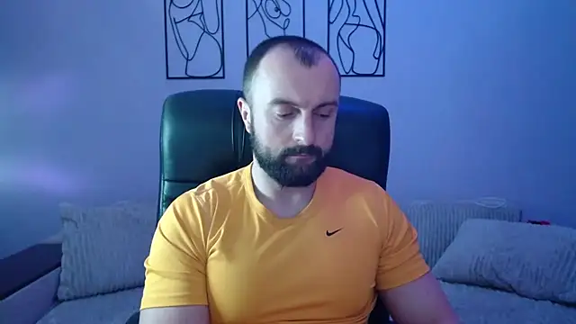 brindlefly6969 online show from March 2026 11:26:02 AM