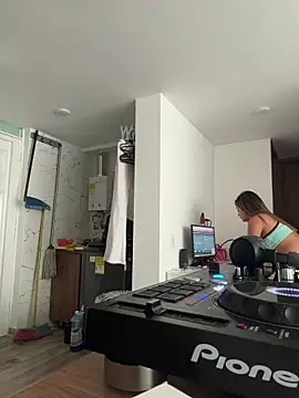 Snapshot of pamell_col chatting on October 2025 07:09:02 PM pamell col online show from October 2025 07:09:02 PM