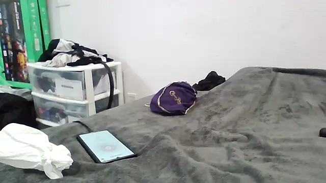 Iliketocooksquirt25 online show from October 2025 12:58:01 PM