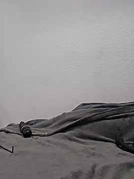 Iliketocooksquirt25 online show from November 2025 06:34:02 AM